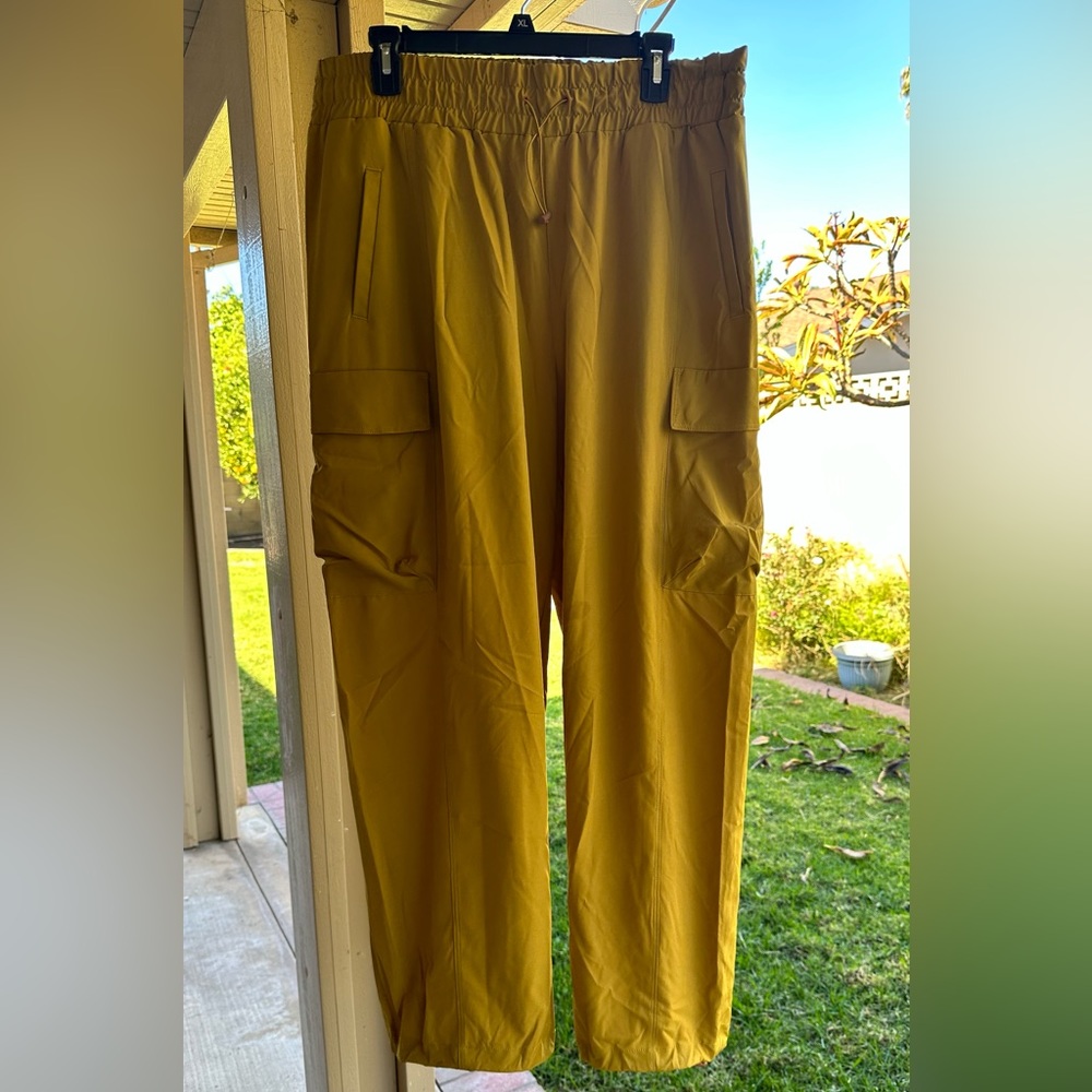 Fabletics loose pants womens